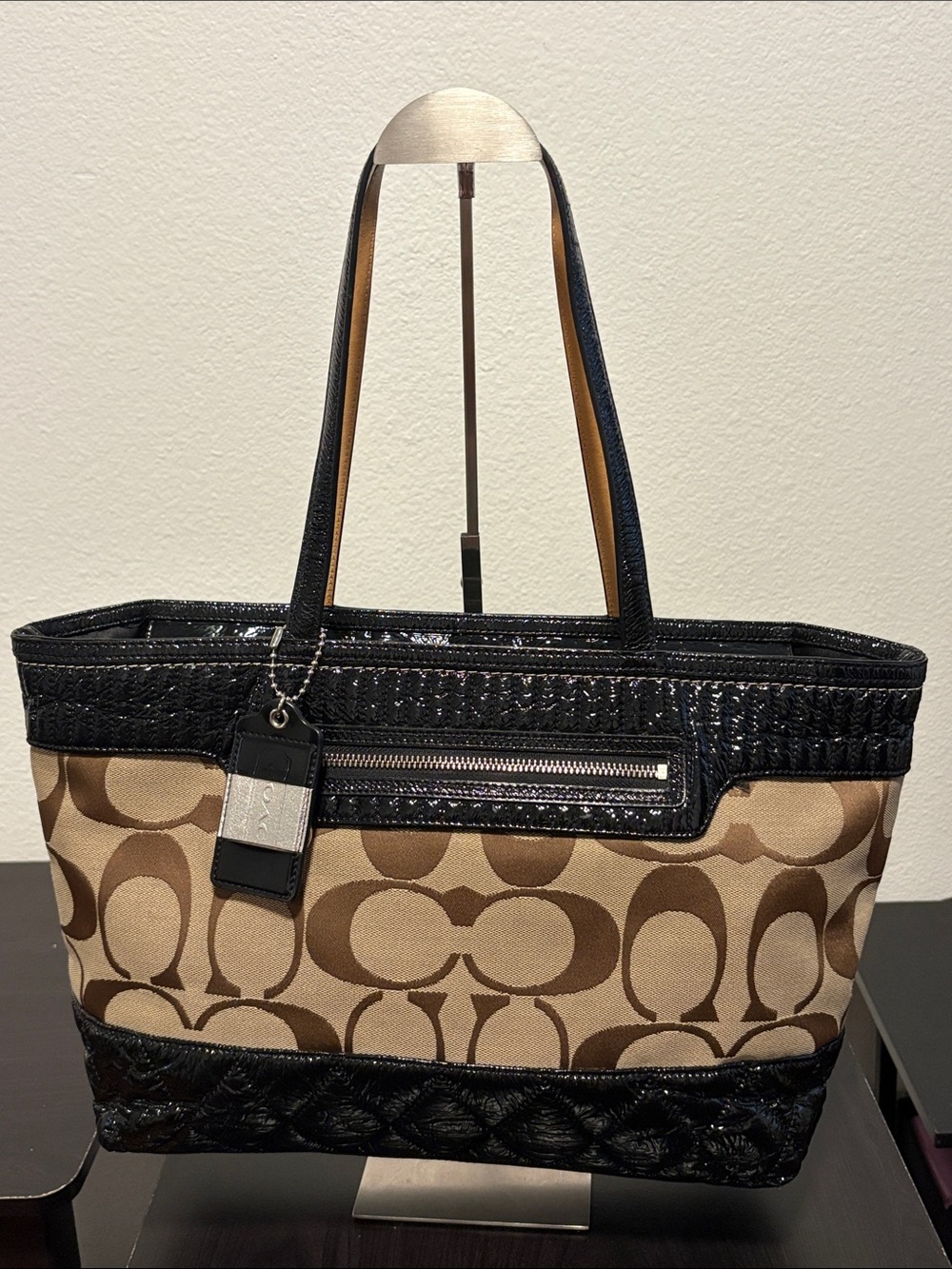 🌺🌺COACH POPPY Signature Printed Tote Bag Black & Tan